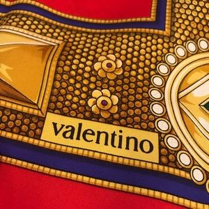 Vintage 90’s Valentino Silk Scarve